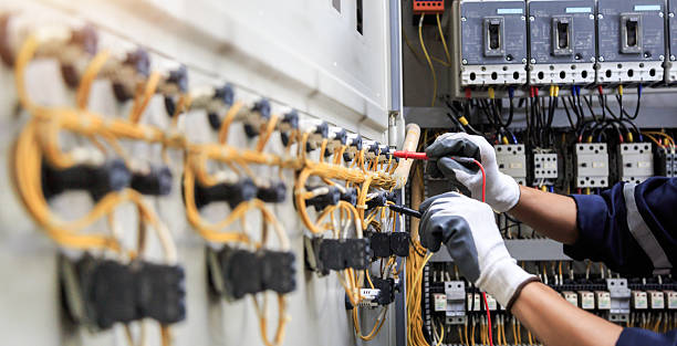 Professional Electrician technician working in Edgewater, CO